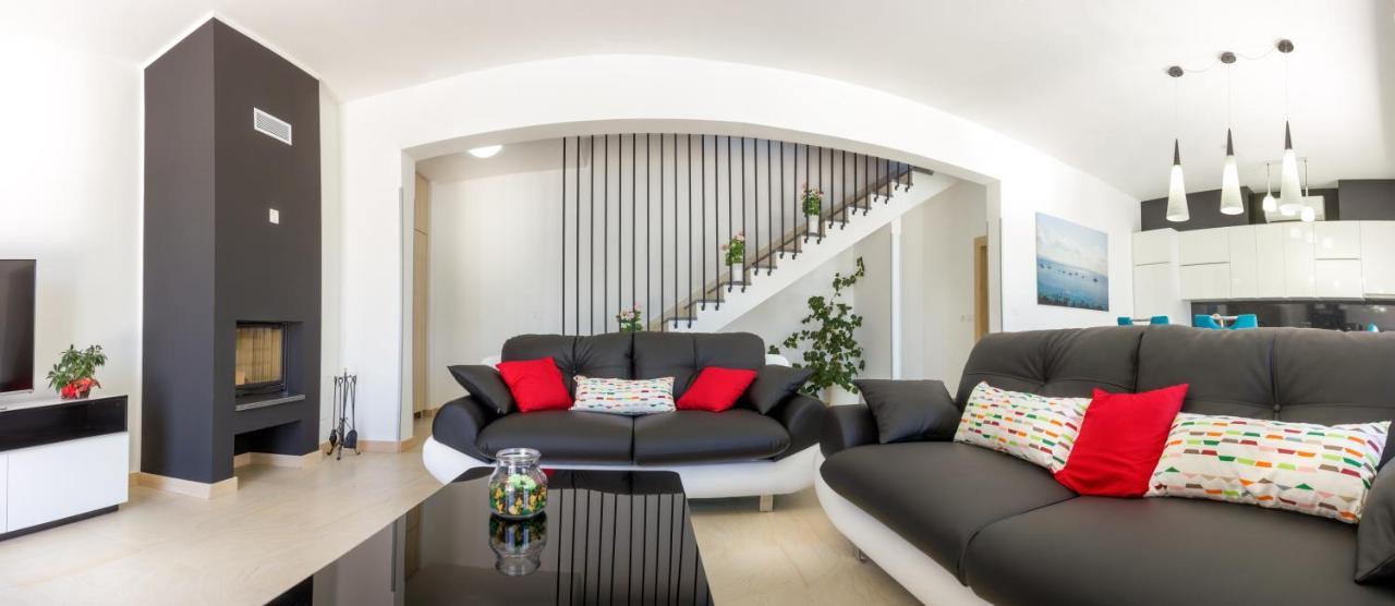 Trogir Residence Vila A Seget Vranjica Bagian luar foto